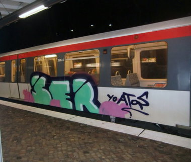 Graffiti Wall in Hamburg - Photo by geracity - Ser (2013)
