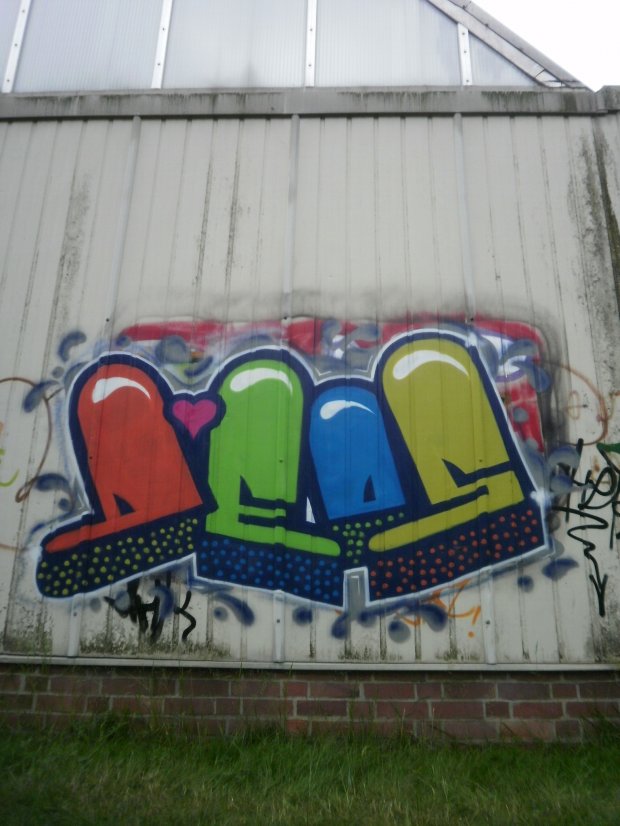 Graffiti Bombing in Gera - Photo by geracity - Deos (2009)