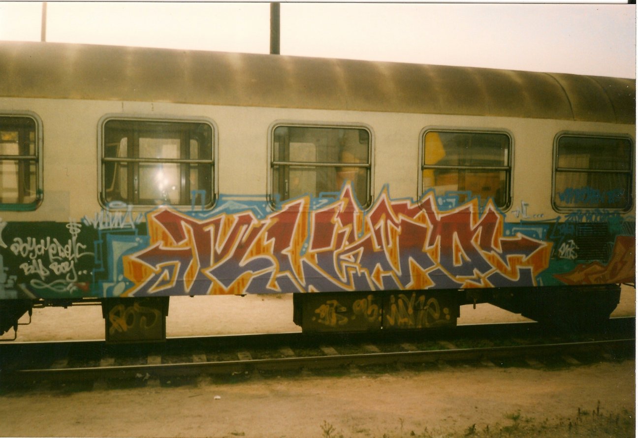 Graffiti Train in Gera - Photo by geracity (1994)
