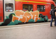 Graffiti Train in Leipzig - Photo by geracity - Ser (2010)