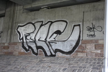 Graffiti Bombing in Gera - Photo by geracity - feck (2005)