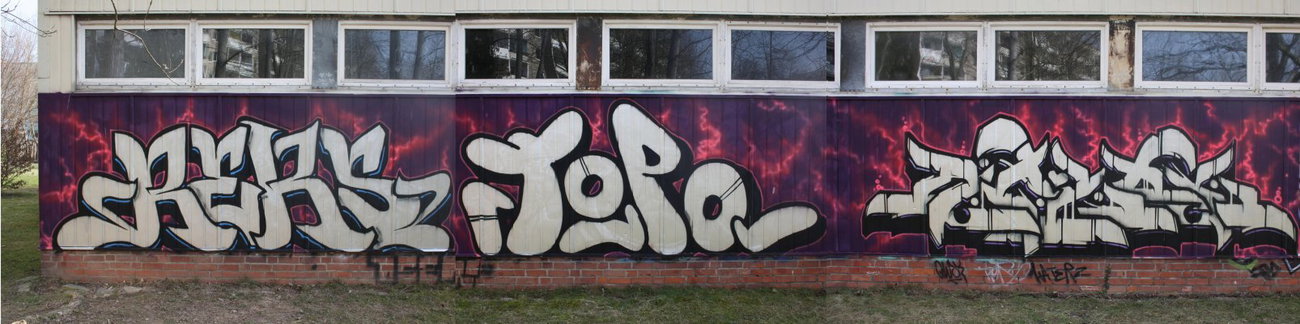 Graffiti Wall in Gera - Photo by geracity - Reks, Topo, Aphok (2012)