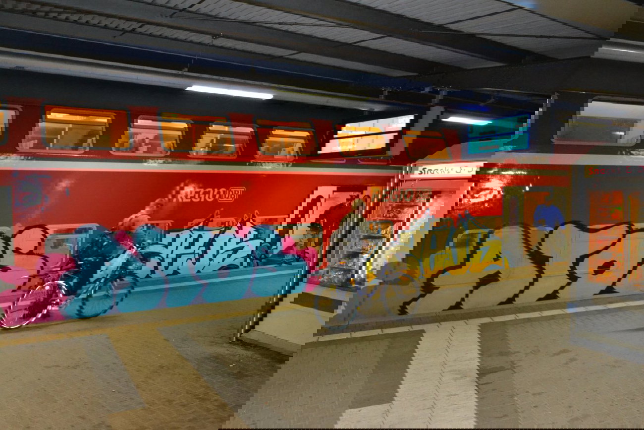 Graffiti Train - Photo by geracity - Atos, Zeus