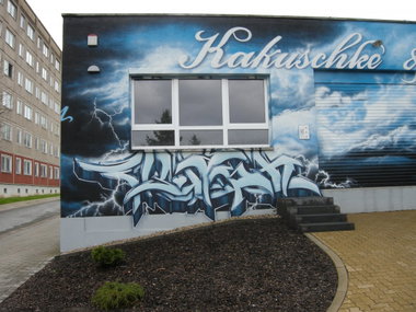 Graffiti Wall - Photo by geracity
