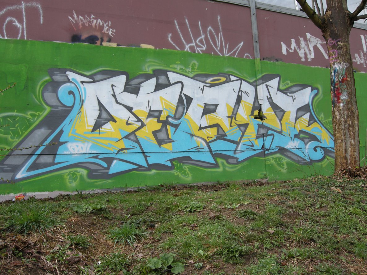 Graffiti Wall in Gera - Photo by geracity - Deryk (2011)