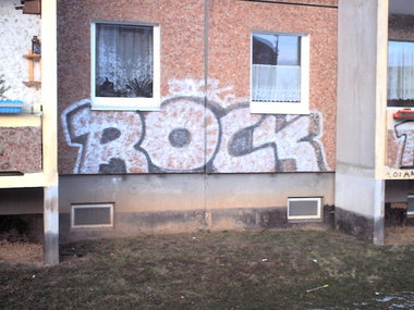 Graffiti Bombing - Photo by geracity