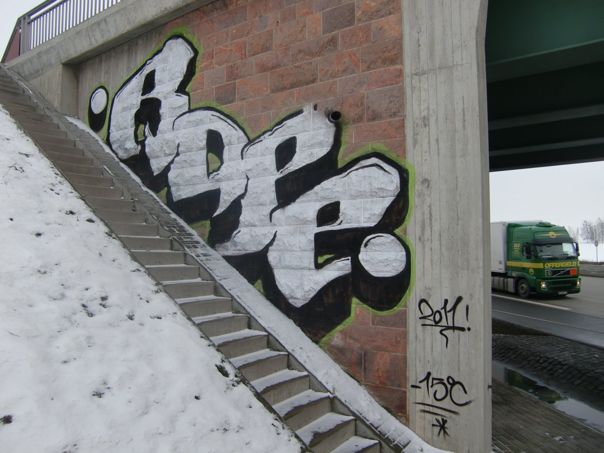 Graffiti Wall in Gera - Photo by geracity - rape (2011)