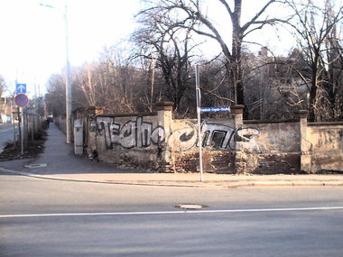 Graffiti Bombing in Gera - Photo by geracity - techno, cms