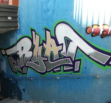 Graffiti Wall - Photo by geracity - ryat