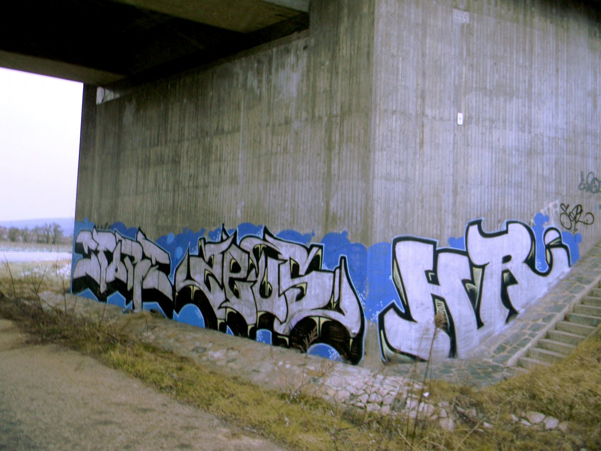 Graffiti Wall - Photo by geracity - Store, Zeus, Hr (2011)