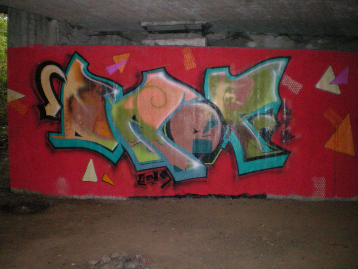 Graffiti Wall in Gera - Photo by geracity - Drop (2009)