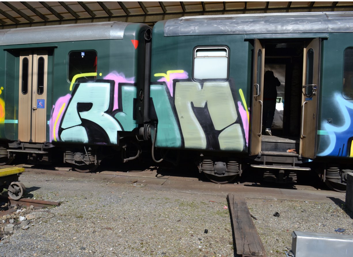 Graffiti Wall in Sachseln - Photo by geracity - rdm, Redröm (2014)