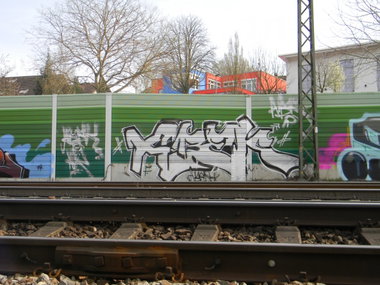 Graffiti Wall - Photo by geracity - abek (2014)