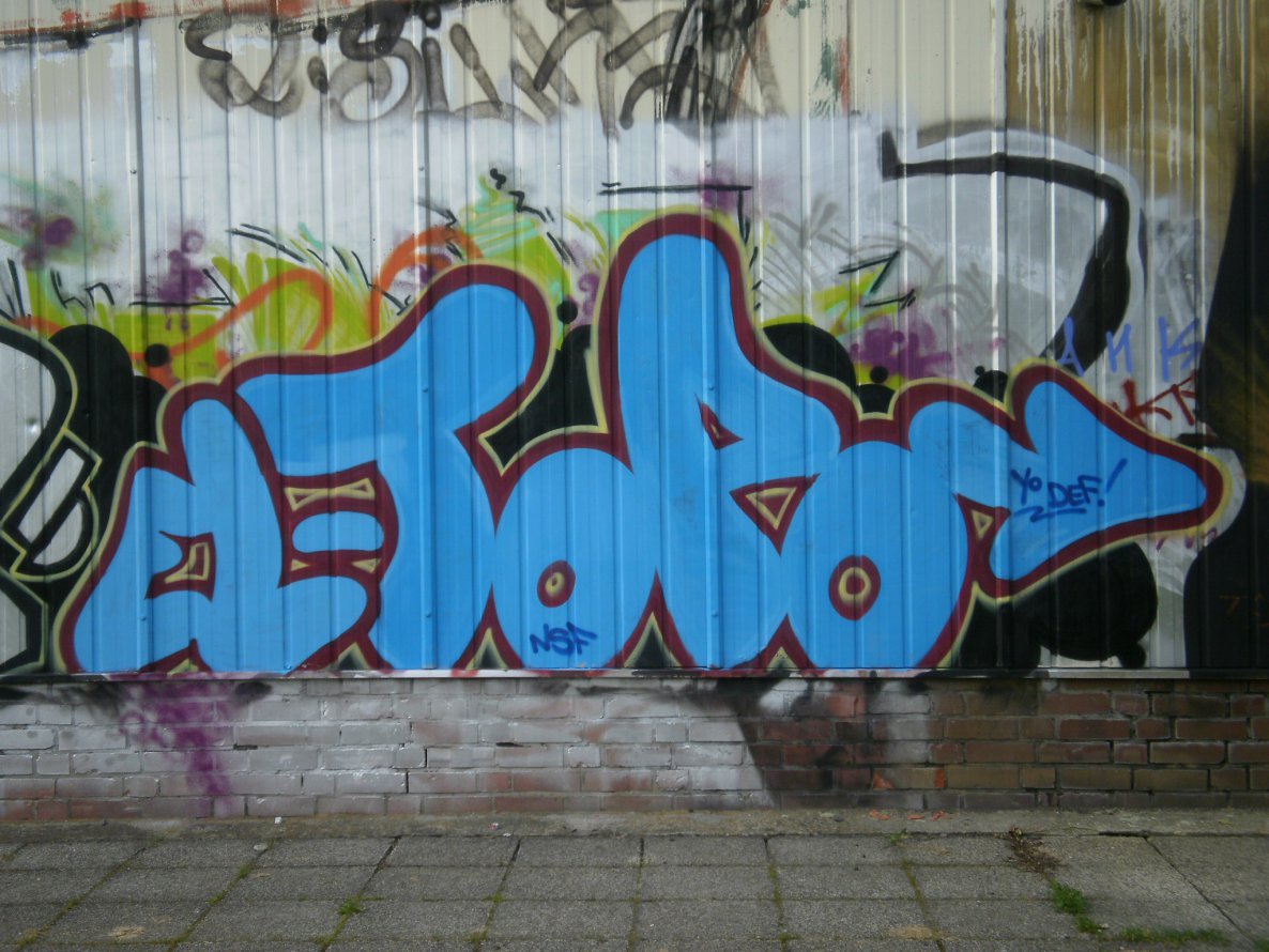 Graffiti Wall - Photo by geracity - el, topo, nsf