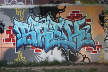 Graffiti Wall - Photo by geracity - srek