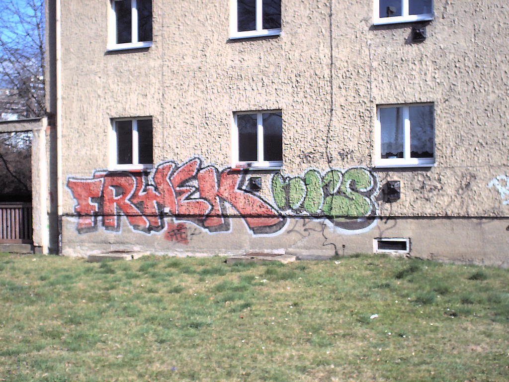Graffiti Bombing in Gera - Photo by geracity - fryek, krs