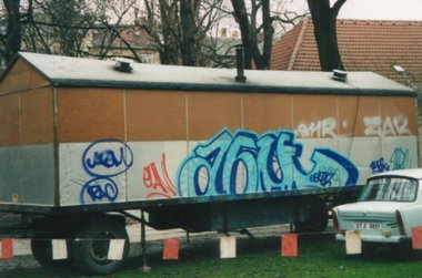 Graffiti Bombing in Gera - Photo by geracity - abm