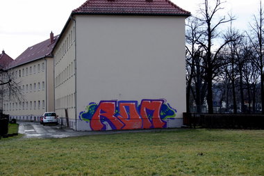 Graffiti Bombing in Gera - Photo by geracity - rdm, redröm (2014)