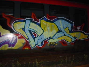 Graffiti Wall - Photo by geracity - fack (2007)