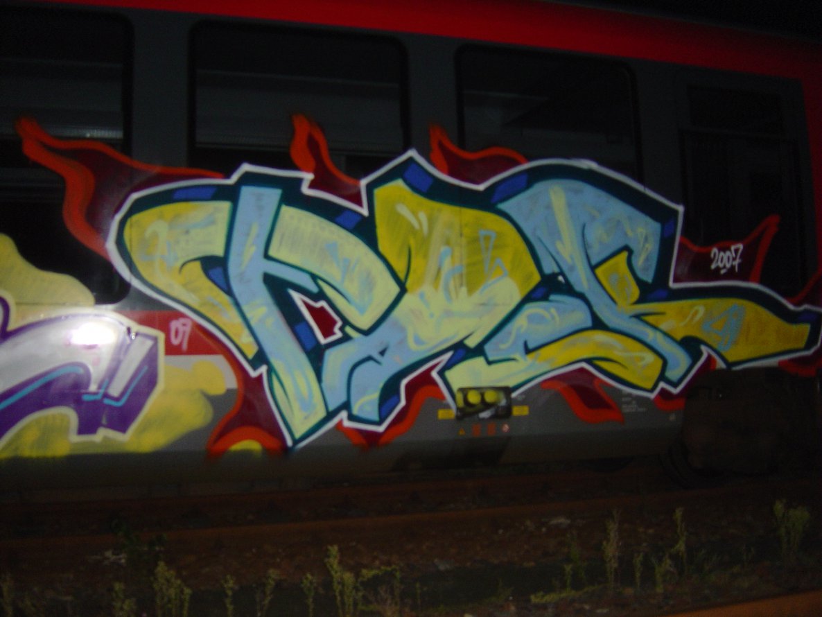 Graffiti Wall - Photo by geracity - fack (2007)