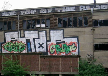 Graffiti Bombing in Gera - Photo by geracity - btob, crime