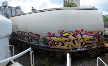Graffiti Wall - Photo by geracity - Rakis, dachs