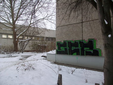 Graffiti Bombing - Photo by geracity - ser