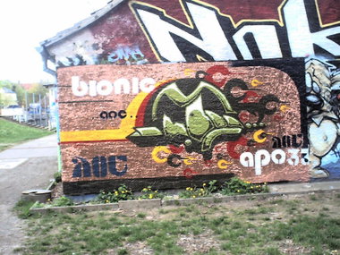Graffiti Wall - Photo by geracity - modi