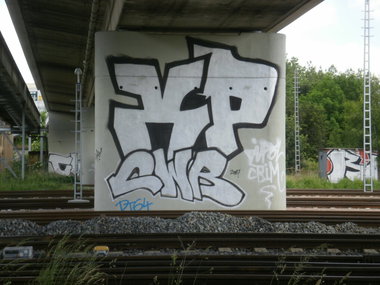 Graffiti Bombing in Gera - Photo by geracity - xp, cwr
