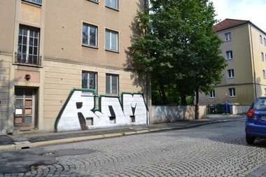Graffiti Bombing - Photo by geracity - Rdm, Redröm (2014)