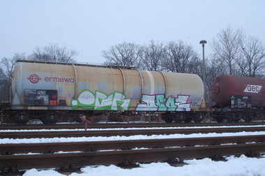 Graffiti Train - Photo by geracity - oper, deos