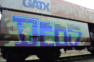 Graffiti Wall - Photo by geracity - deos
