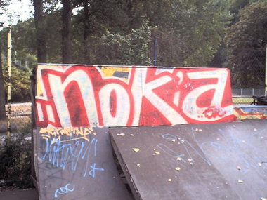 Graffiti Wall - Photo by geracity - nokia