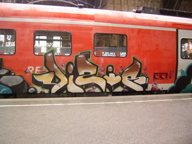 Graffiti Train in Leipzig - Photo by geracity - vizir