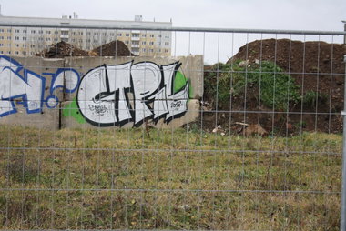 Graffiti Bombing in Gera - Photo by geracity - ctrl (2012)