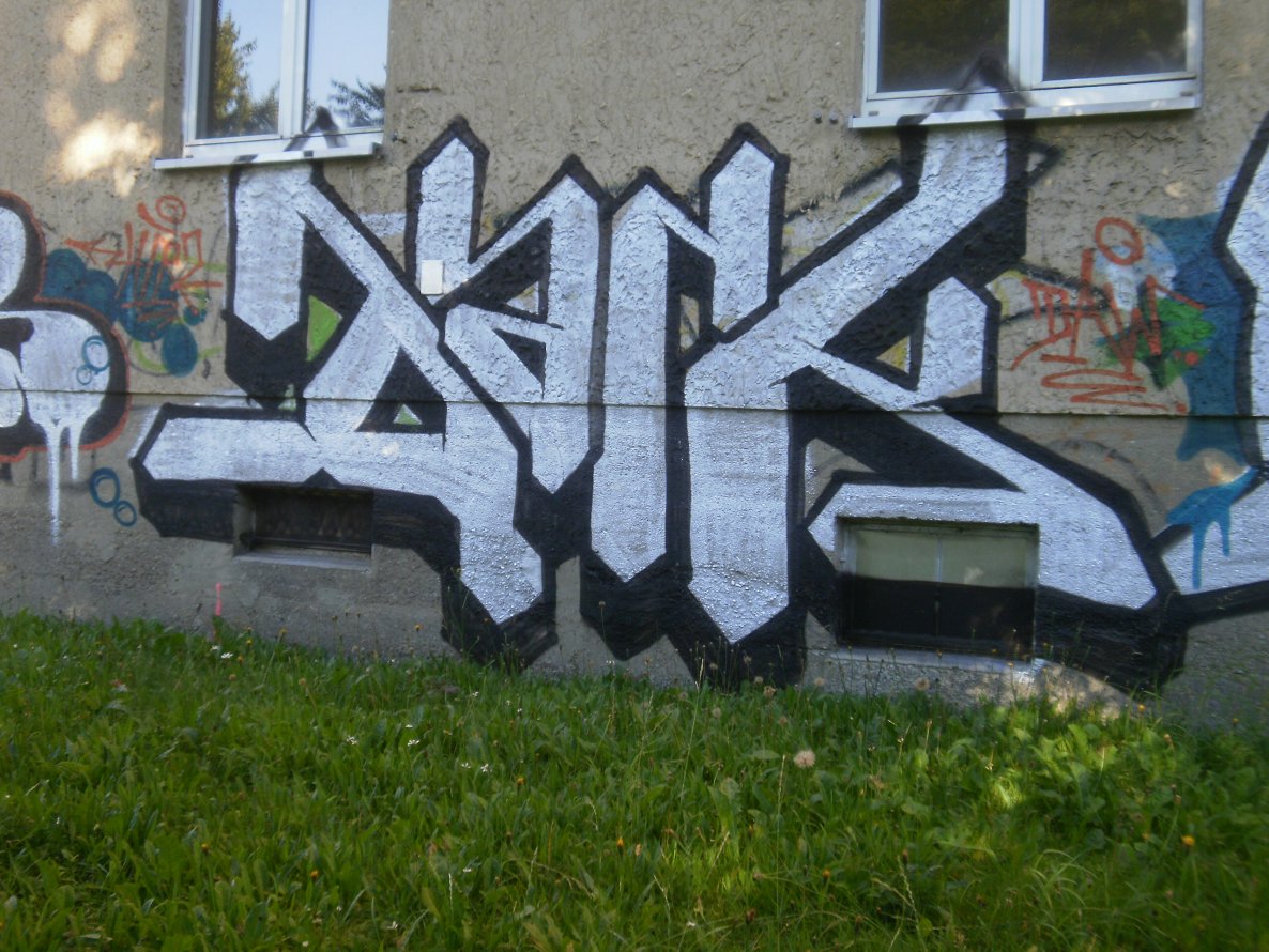 Graffiti Bombing in Gera - Photo by geracity