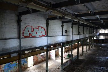 Graffiti Bombing in Leipzig - Photo by geracity - Rdm, Redröm (2014)