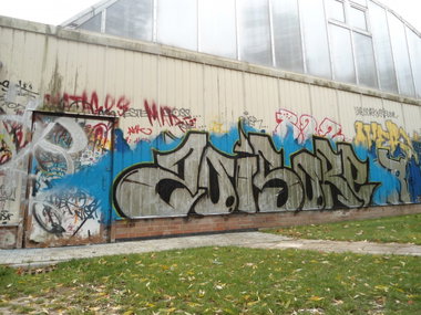 Graffiti Wall in Gera - Photo by geracity - zois, sore