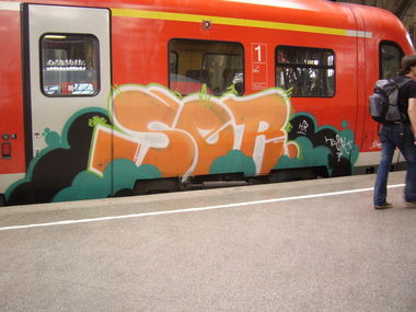 Graffiti Train in Leipzig - Photo by geracity - ser (2008)