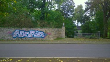Graffiti Bombing in Weimar - Photo by geracity - Redröm, Rdm (2014)