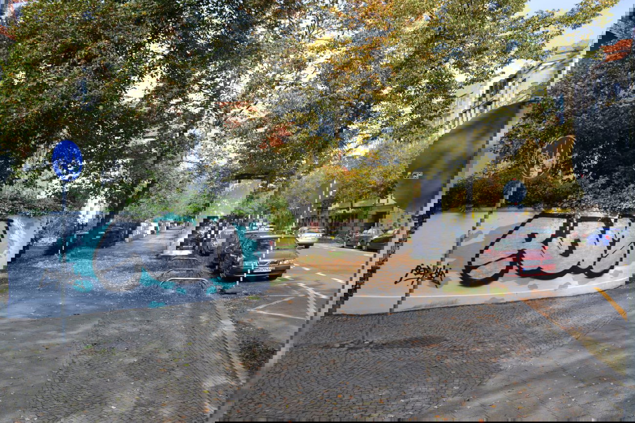 Graffiti Bombing in Leipzig - Photo by geracity - Rdm, Redröm (2014)