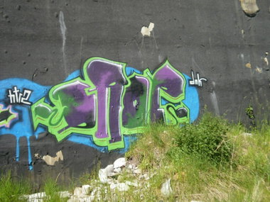 Graffiti Wall in Gera - Photo by geracity - drop