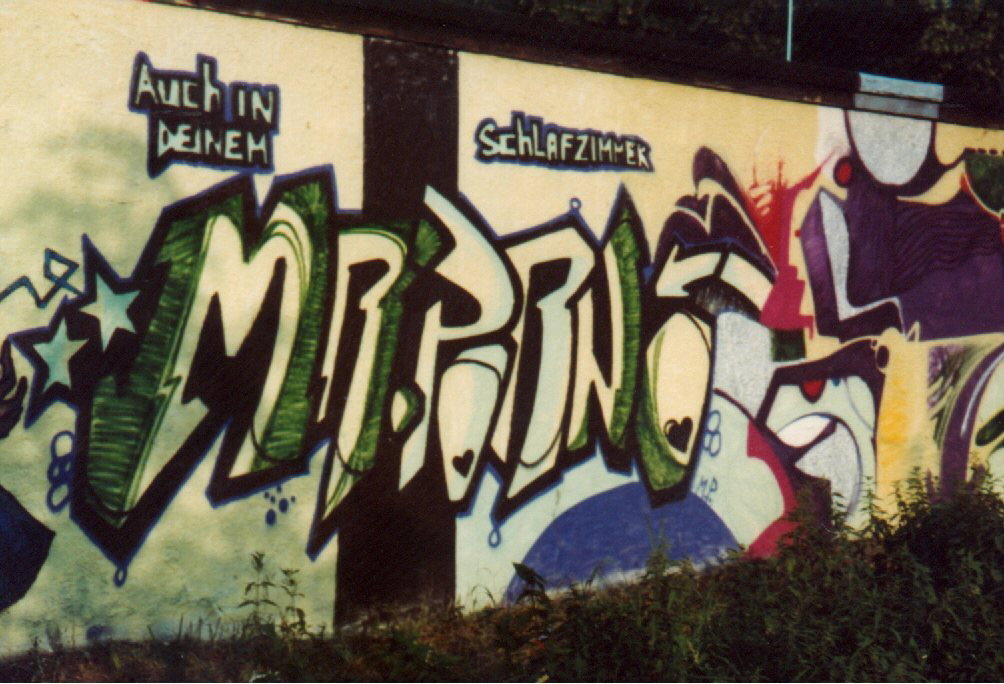 Graffiti Wall in Germany - Photo by geracity - mr, porno