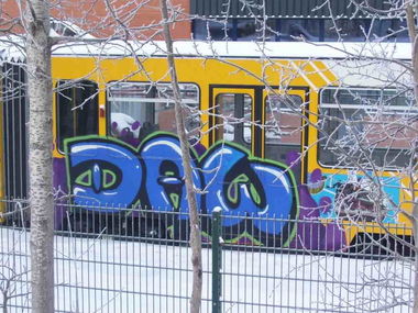 Graffiti Train - Photo by geracity - daw