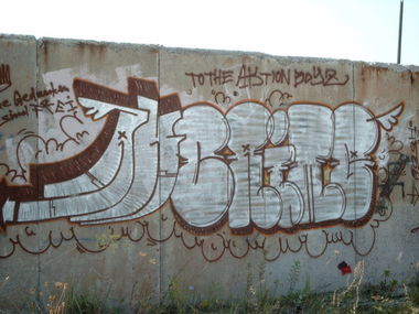 Graffiti Bombing in gera - Photo by geracity - crime, ak