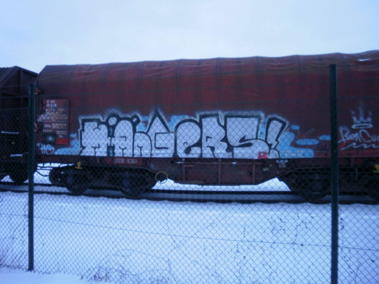 Graffiti Train - Photo by geracity - hängers