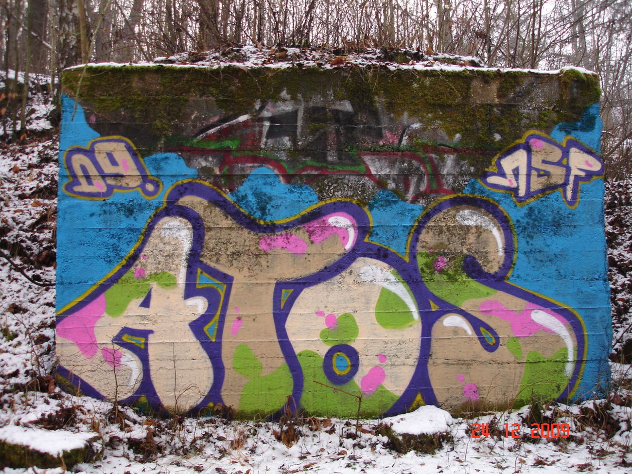 Graffiti Wall - Photo by geracity