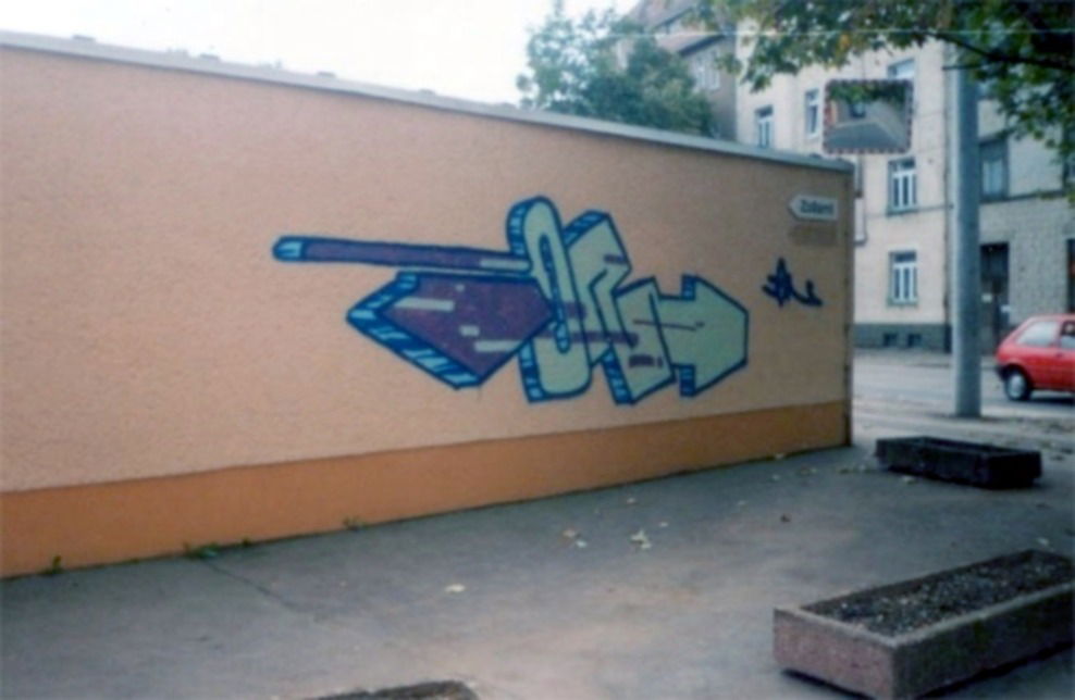 Graffiti Wall - Photo by geracity