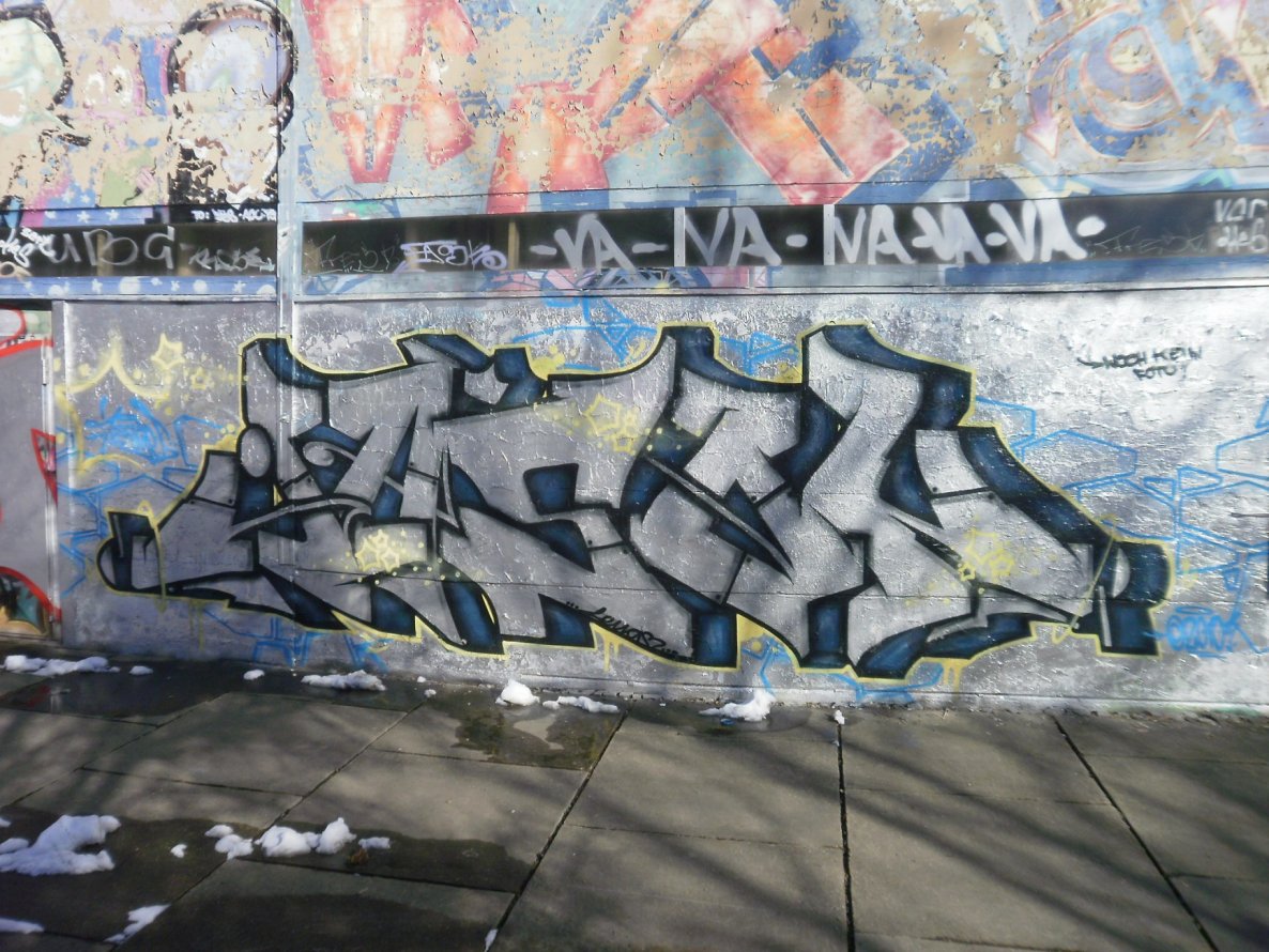 Graffiti Wall - Photo by geracity - jason
