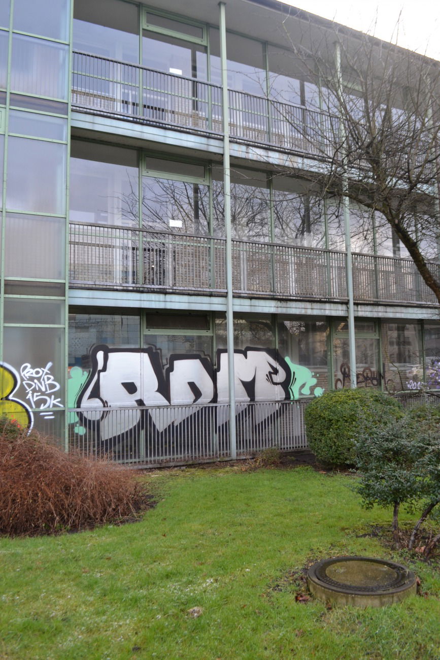 Graffiti Wall - Photo by geracity - rdm, redröm